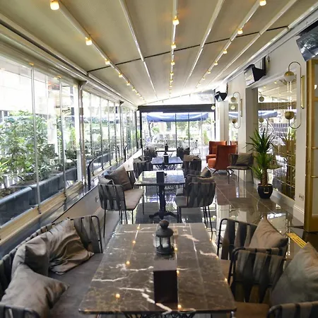 A11 Exclusive Hotel 3*